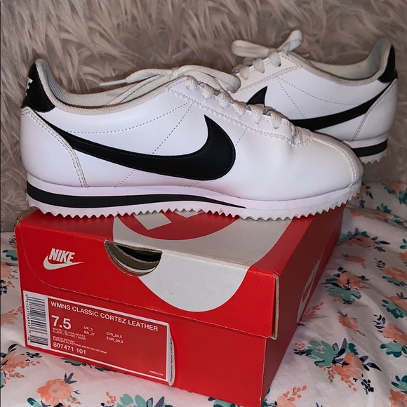 nike cortez 28